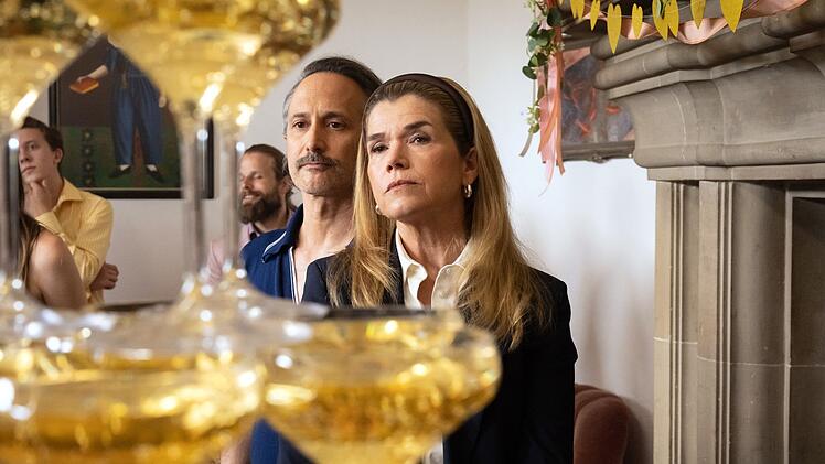 Mareike Berger (Anke Engelke) hat eine halbe Stunde Zeit, um mit ihrem Ex Miller (Michael Ostrowski) das Schlimmste zu verhindern.