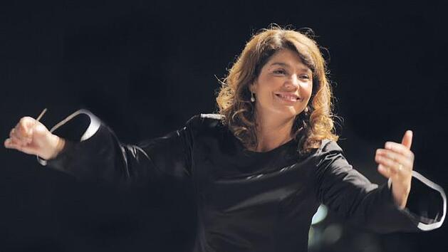 Ljubka Biagoni zu Guttenberg veranstaltet gemeinsam mit  ihrem Chor und Orchester  ein Weihnachtskonzert in Kulmbach. privat