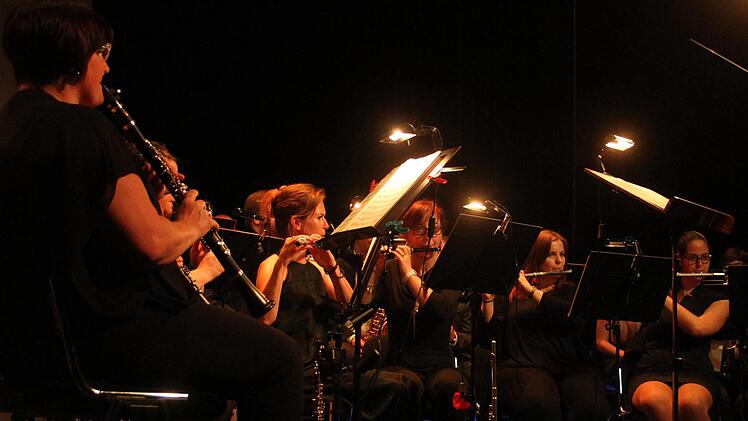 Das Sinfonische Blasorchester Kasendorf sorgte in der Stadthalle  für einen musikalischen Hochgenusse und verzauberte das Publikum mit Blasmusik höchster Güte. Foto: Sonny Adam