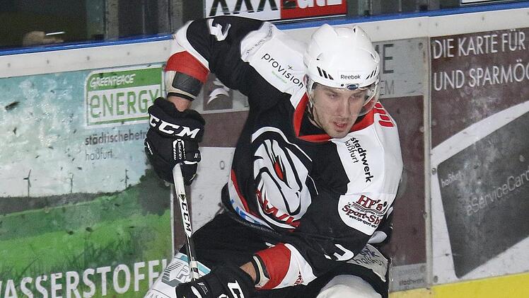 Auch Daniel Hora will gegen den EV Moosburg noch einmal Vollgas geben. Der Tscheche ist der beste Vorlagengeber der Hawks - er hat bereits 36 Assists auf seinem Konto.  Foto: Ralf Naumann