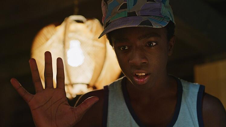 Caleb McLaughlin spielte schon mit Stars wie Idris Elba und Benedict Cumberbatch und hat sich auch einen Namen als Synchronsprecher gemacht.