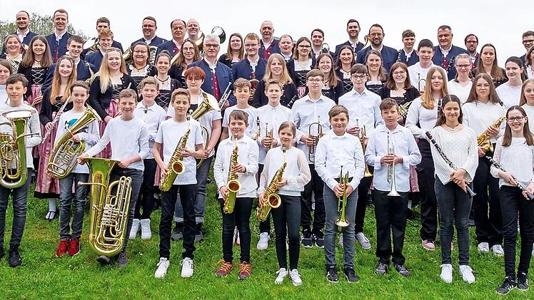 Die Musikerinnen und Musiker in Ebensfeld freuen sich schon auf ihren großen Auftritt.