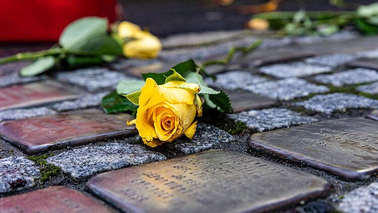Coburg sucht neue Paten für Stolpersteine - erinnern an NS-Opfer
