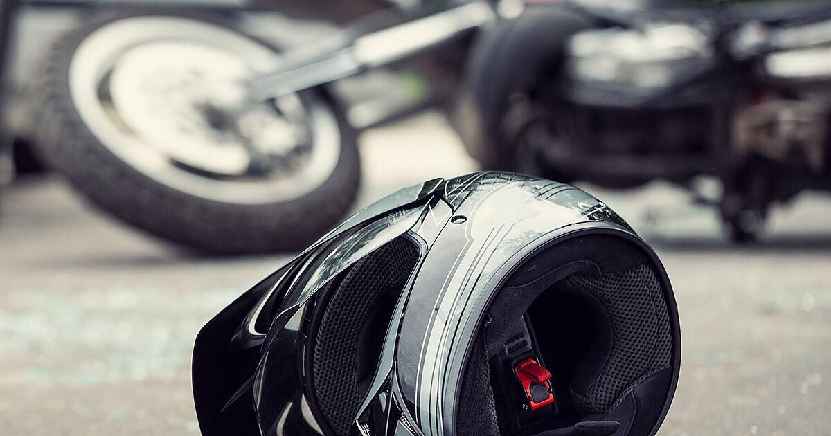 Biker kommt im Kreis Bamberg von Fahrbahn ab - lebensgefährlich verletzt