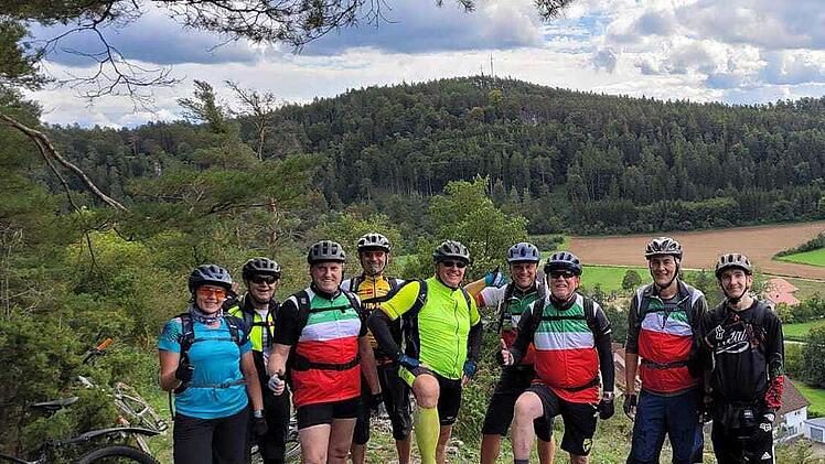 Die MTB-&bdquo;Profis&ldquo; auf dem Jurasteig in der sch&ouml;nen Oberpfalz