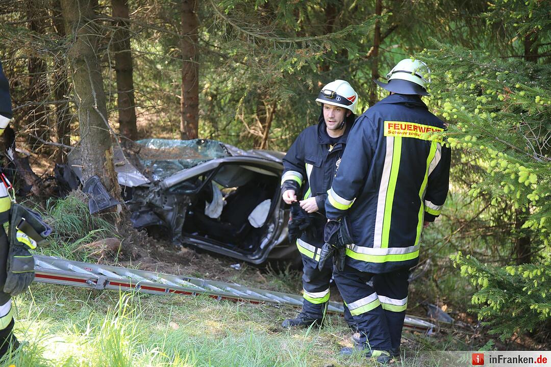 Rentnerin kracht bei Schwarzenbach in Wald – eingeklemmt und schwer verletzt
