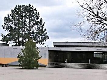 Wenn die Mittelschule Maroldsweisach energetisch saniert wird, fallen nach den Worten des Planers bis zu drei Millionen Euro an.  Foto: Helmut Will