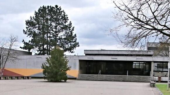 Wenn die Mittelschule Maroldsweisach energetisch saniert wird, fallen nach den Worten des Planers bis zu drei Millionen Euro an.  Foto: Helmut Will