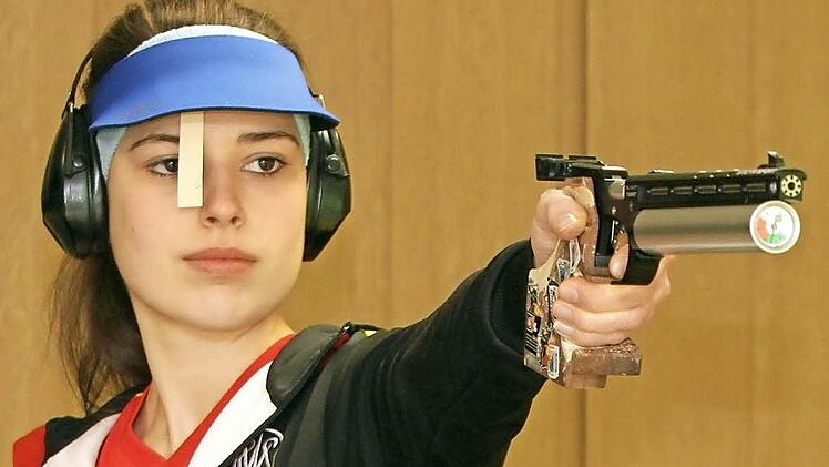 Mit ihrer bisherigen Bestleistung von 376 Ringen hätte die junge Königsbergerin Miriam Piechaczek das EM-Finale erreicht. Foto: Günther Geiling