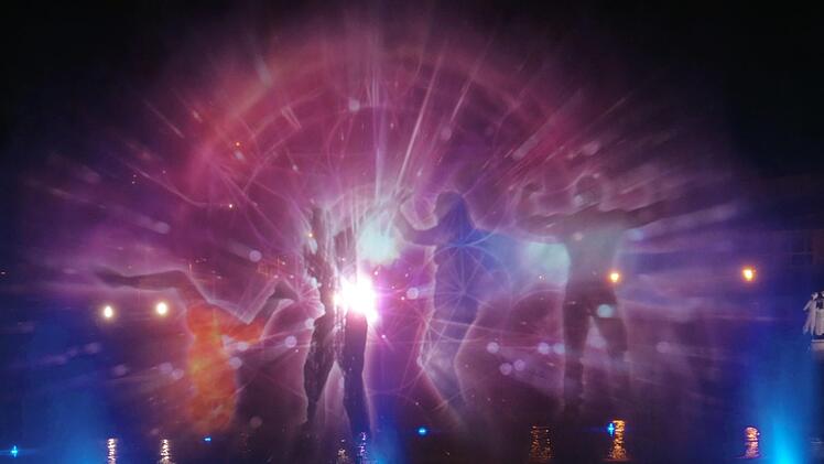 Die Brunnenshow im Bad Kissinger Rosengarten.Ralf Ruppert