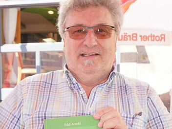 Eddi Arnold hat ein neues Buch geschrieben. "Der Rhöntrompeter erzählt  Heiteres und Nachdenkliches". Foto: Marion Eckert