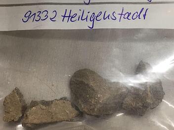 Die bei Heiligenstadt gefundenen Steine wurden gleich sorgsam verpackt. Foto: privat