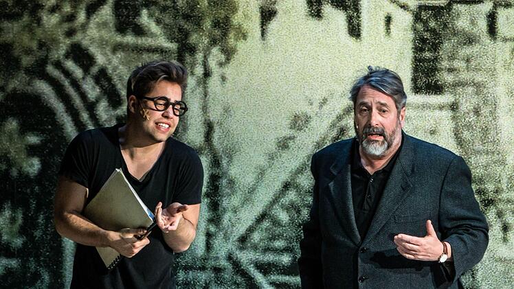 Proben-Impressionen aus dem Landestheater: Gast-Regisseur Felix Seiler inszeniert die Coburger Erstaufführung des Musicals "Otello darf nicht platzen".Foto: Jochen Berger