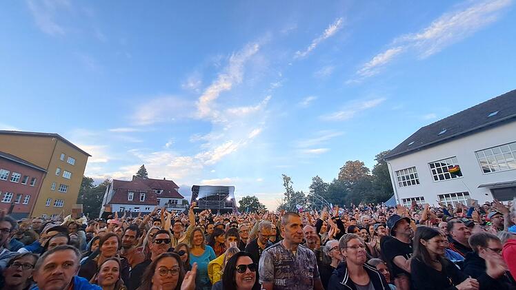 Jan Delay sorgt für Überraschung auf Coburger Open-Air-Sommer - "ganz spontan"