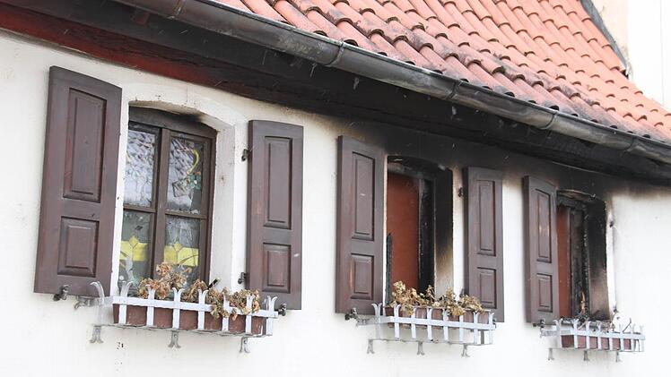 In diesem schmucken Haus brach das Feuer aus.
