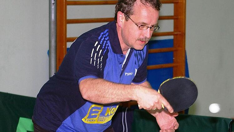 Der Astheimer Harald Broller gewann in der 3. Bezirksliga Ost Herren bei der 6:9-Niederlage der DJK in Rottendorf zwei Einzel und schraubte damit seine Bilanz auf 24:11. Foto: Krumpholz