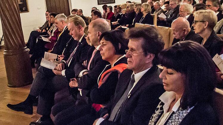 Impressionen vom Rückert-Festakt im historischen Coburger Rathaussaal.Foto: Jochen Berger
