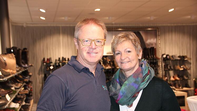 Adolf Dörflinger führt mit seiner Frau Maria den Schuhfachhandel mit angeschlossenem Orthopädieschuhbetrieb.  Foto: Julia Raab