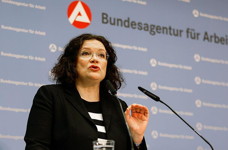 Bundesagentur für Arbeit steuert auf Milliardendefizit zu
