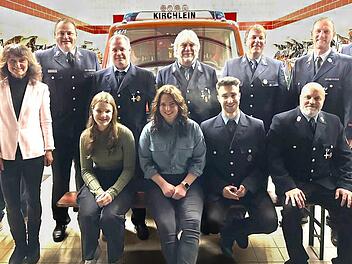 Zahlreiche Mitglieder zeichnete die Feuerwehr Kirchlein für besonderes Engagement aus.