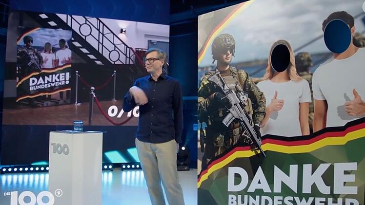 Der Fernsehmoderator Ralph Caspers argumentierte für die Wehrpflicht.