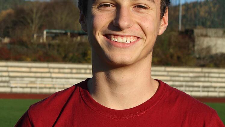 Cedric Forkel (16) ist ein totaler Fußball-Freak, er musste gar nicht lange überlegen, ob er beim Freundschaftsspiel gegen die afrikanische Mannschaft dabei sein will: "Wir müssen unsere Chancen nutzen und wollen gleich versuchen, Treffer zu verschenken."