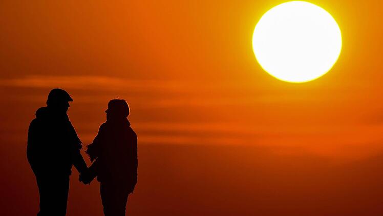 Am 21. Dezember ist Wintersonnenwende - ab jetzt werden die Tage wieder länger und die Nächte kürzer. Foto: Patrick Pleul/dpa