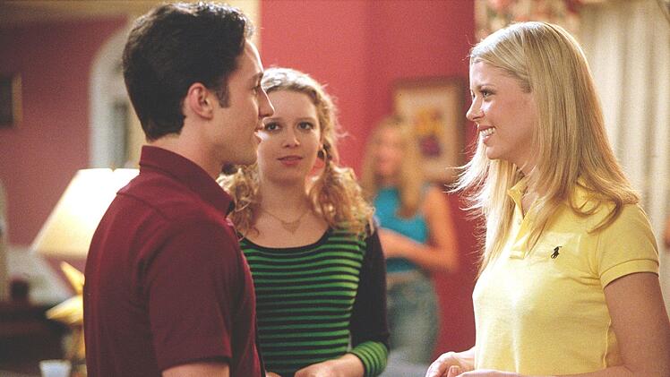 Kevin Myers (Thomas Ian Nicholas) war mit Vicky (Tara Reid, rechts) liiert.