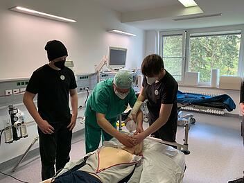 Bad Kissingen: Arbeits-Einblicke beim Girls' und Boys' Day erhalten - Klinik l&auml;dt ein