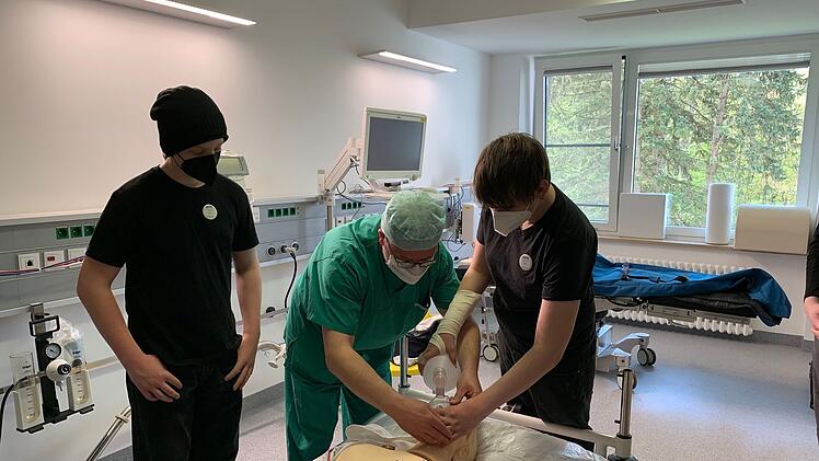 Bad Kissingen: Arbeits-Einblicke beim Girls' und Boys' Day erhalten - Klinik l&auml;dt ein