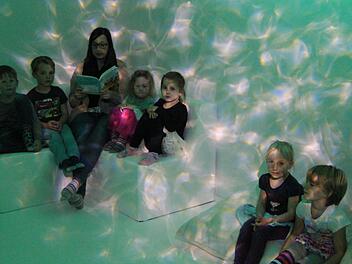 Neu ist der so genannte Snoezelenraum mit Farben und Lichtspielen.  Foto: Jürgen Gärtner