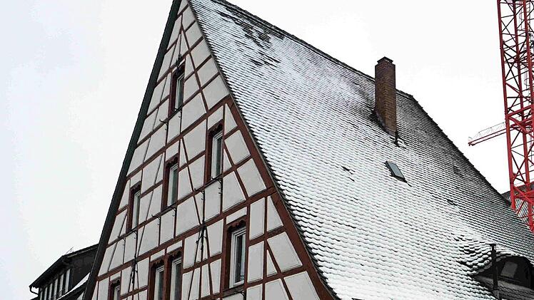 Das ehemalige Textil- und Modegeschäft am Steinweg wird saniert.