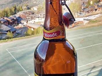 Bierflasche mit doppeltem Verschluss Foto: privat
