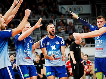 So wollen die Fans in der Bamberger Brose-Arena ihre Eltmanner Volleyballer sehen. Foto: Daniel L&ouml;b