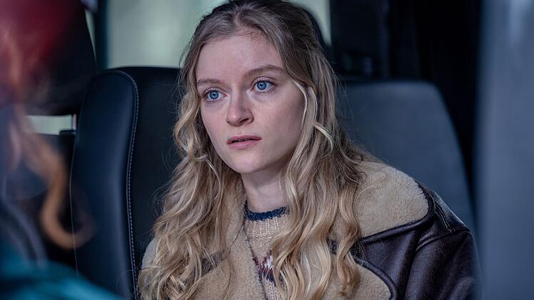 Anna Carter (Lara Feith) hat ein Geheimnis.