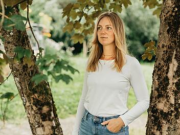 Bis heute versucht Mara vergeblich, einen Therapieplatz zu finden. Dabei br&auml;uchte sie dringend eine Traumatherapie.