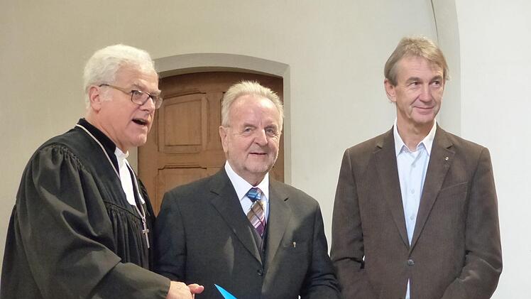 Dekan Günther Werner, Bertram Kretschmann und Norbert Kern  (v. l.) Foto: Pauline Lindner