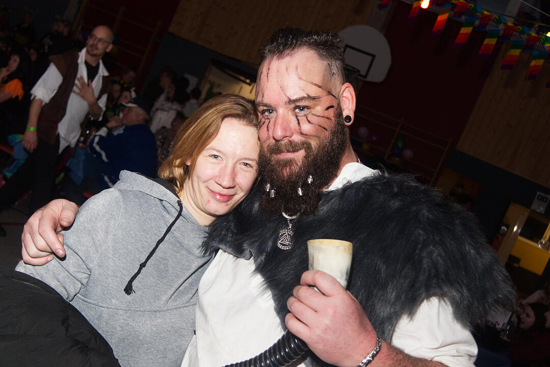 Fasching pur in der Grundschulturnhalle