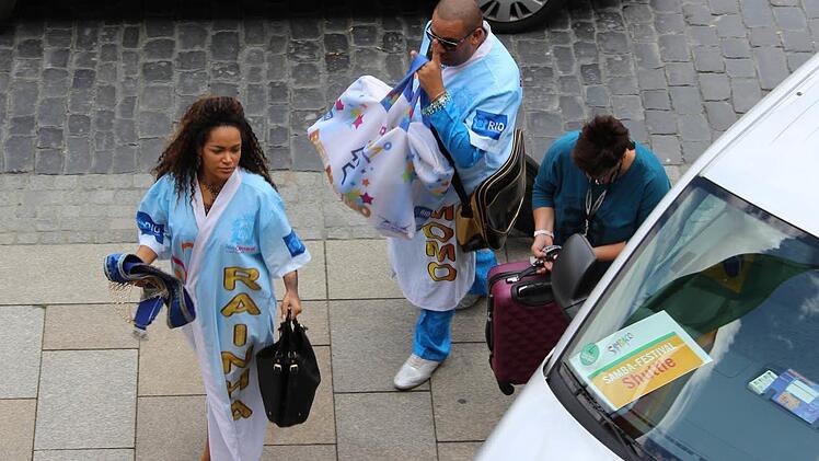 Clara Paixao und Wilson Dias Neto, Königin und König des "Carnaval do Rio de Janeiro 2015" Foto: Ulrike Nauer