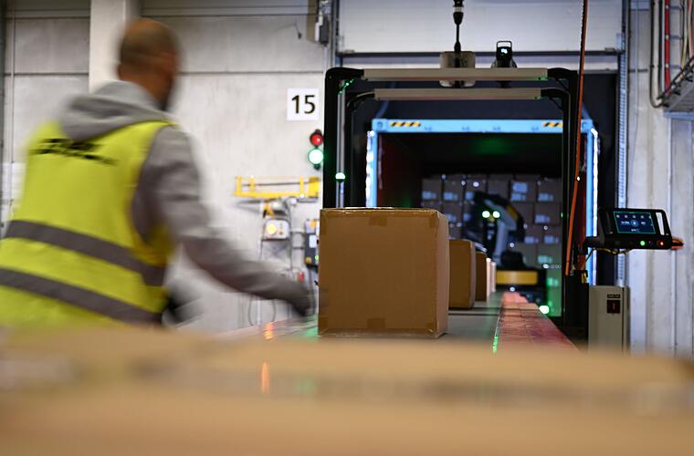 Höheres Briefporto lässt bei der Post die Kassen klingeln