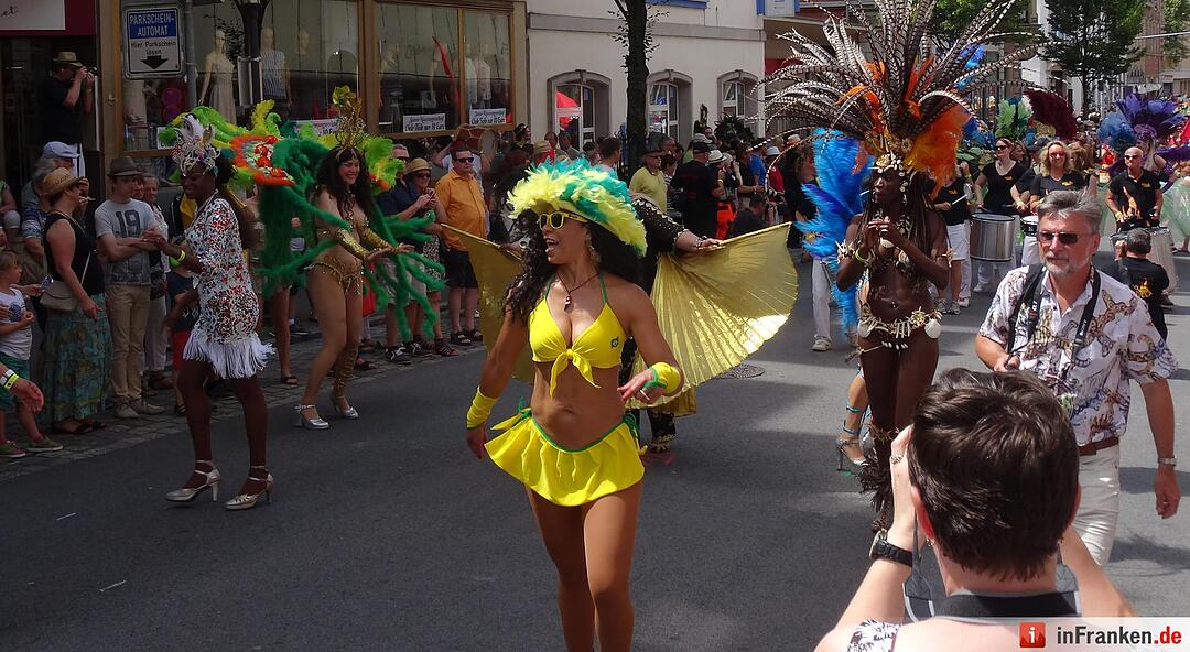 c_2016-07-10_Samba-Umzug12