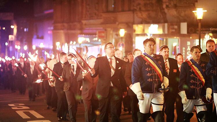 Impressionen vom CC-Fackelzug und er Mahnstunde auf dem Coburger Markt.Foto: Jochen Berger