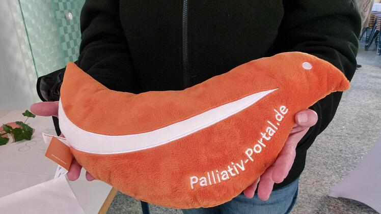 Das Taubenkissen kann vielfältig von Groß und Klein genutzt werden. Foto: Marion Krüger-Hundrup