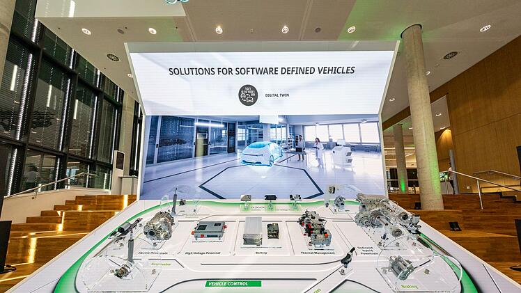 Schaeffler richtet Fahrzeuggesch&auml;ft neu aus - Innovationen vorgestellt