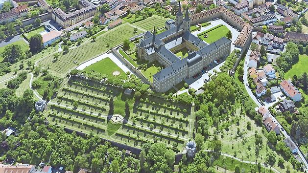 Blick auf den Stiftsgarten von St. Michael Foto: Stadt Bamberg