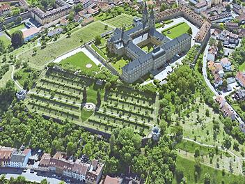 Blick auf den Stiftsgarten von St. Michael Foto: Stadt Bamberg