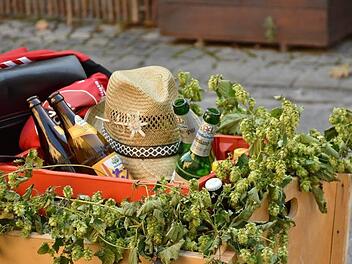 Am 10. Mai ist Vatertag. Eine gute Gelegenheit um mit einer kleinen Aufmerksamkeit dem Papa mal Danke zu sagen. Symbolbild: RitaE/pixabay