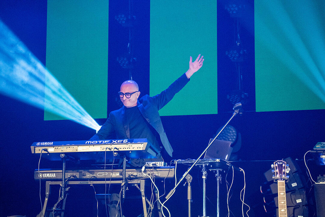 Ricchi e Poveri, Gemelli Diversi, Pino Barone Band, u.v.m.