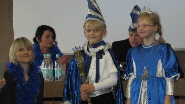 Das neue Kinderprinzenpaar der Ebensfelder Karnevalgesellschaft heißt Tom I. und Jasmin I. (Tom Groll und Jasmin Lifka)