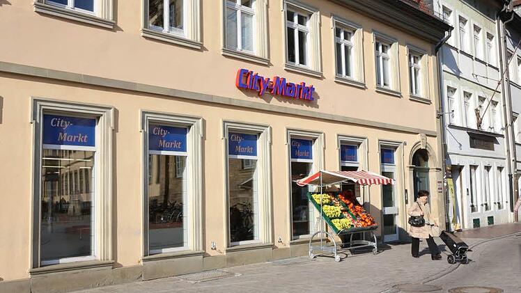 Im Sommer 2010 wurde aus dem Kupsch der "City-Markt". Jetzt steht auch dessen Zukunft in den Sternen. Foto: Barbara Herbst